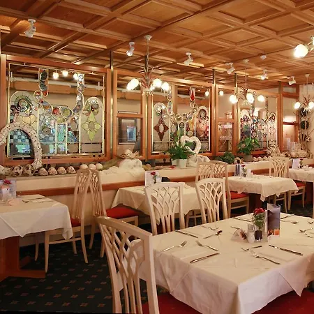 Hotel Optimamed Gesundheitsressort 4*